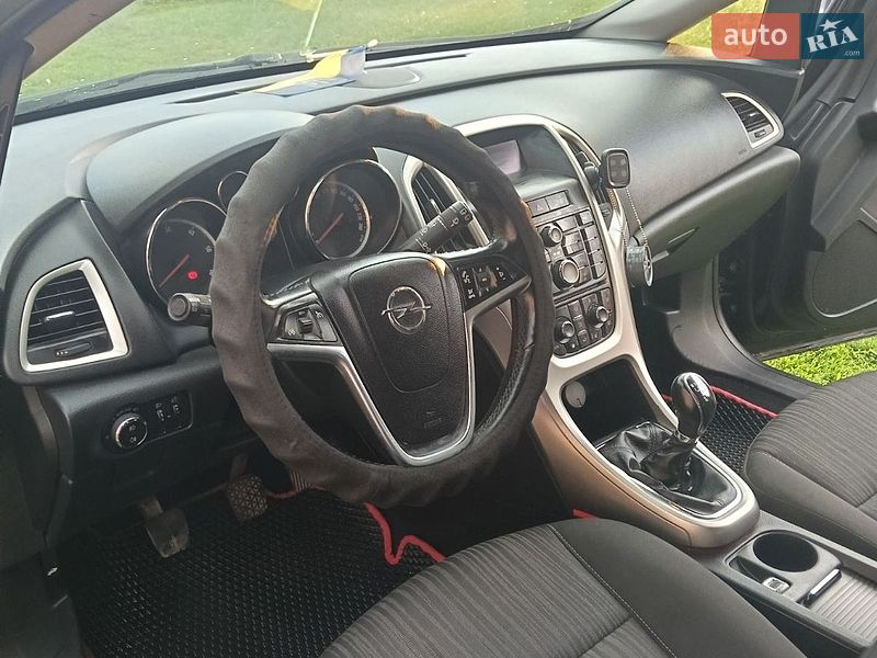 Универсал Opel Astra 2011 в Белой Церкви фото 8 Универсал Opel Astra 2011 в Белой Церкви