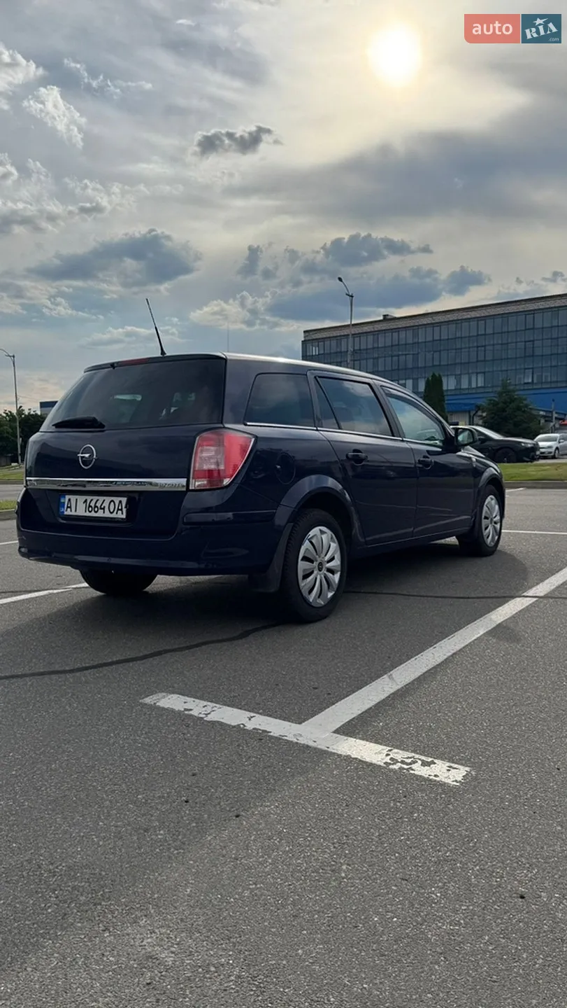 2010 Opel Astra - мініатюра 7