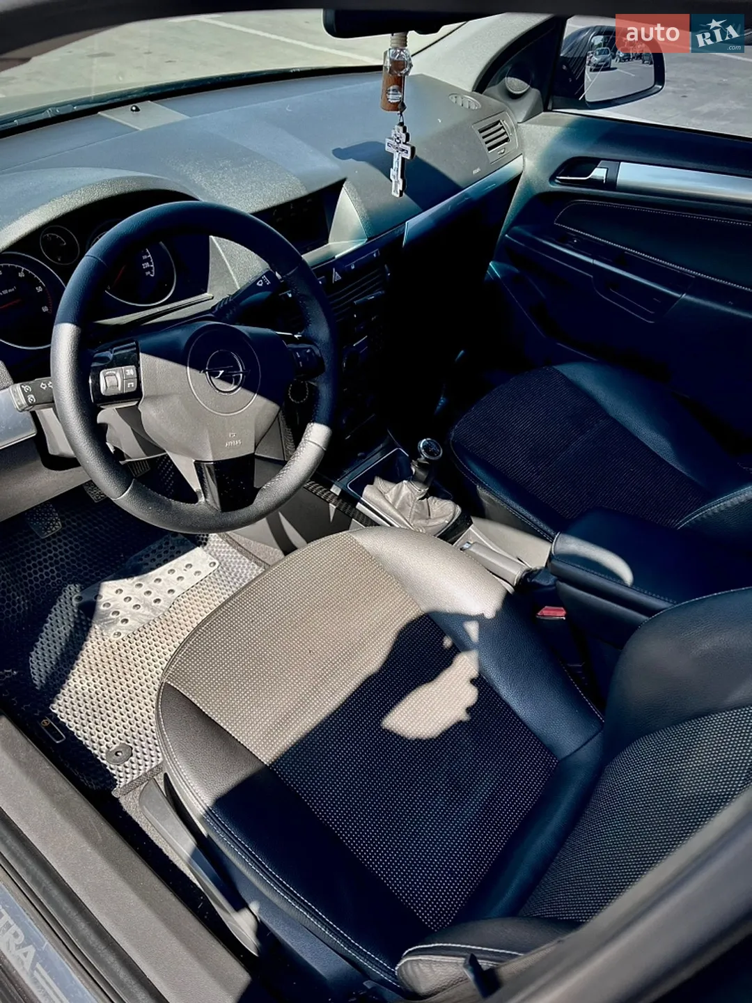 2010 Opel Astra - мініатюра 10