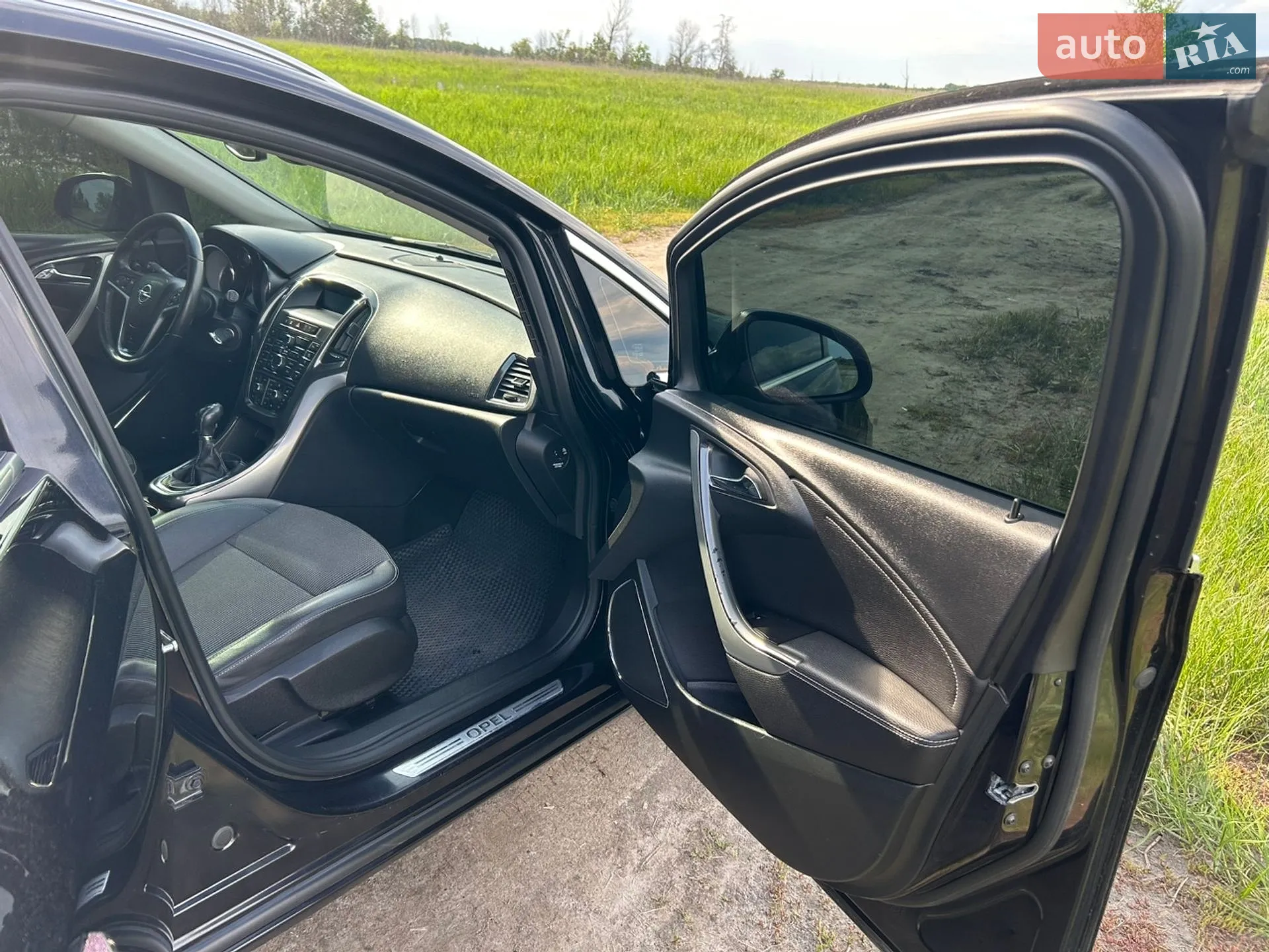 2010 Opel Astra - мініатюра 24