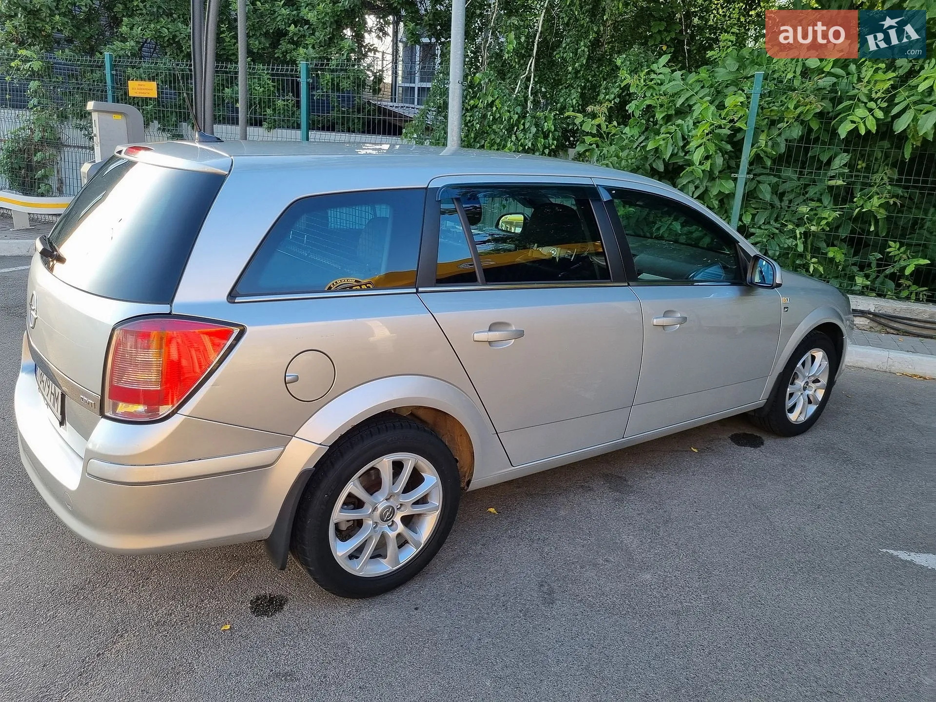 2010 Opel Astra - мініатюра 3
