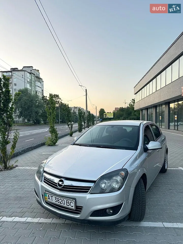2011 Opel Astra - мініатюра 9