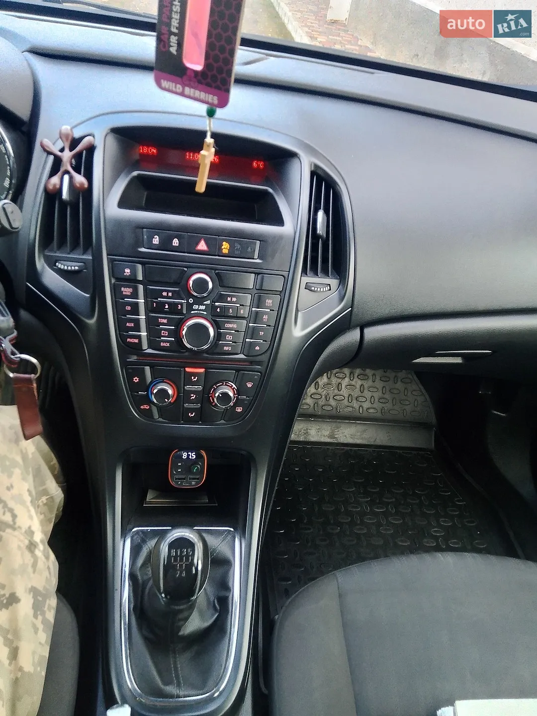 2010 Opel Astra - мініатюра 16
