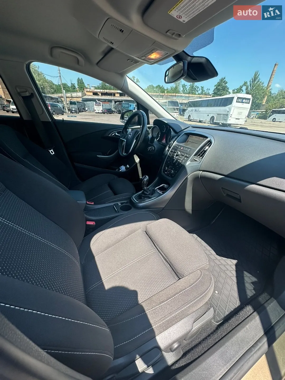 2012 Opel Astra - мініатюра 10