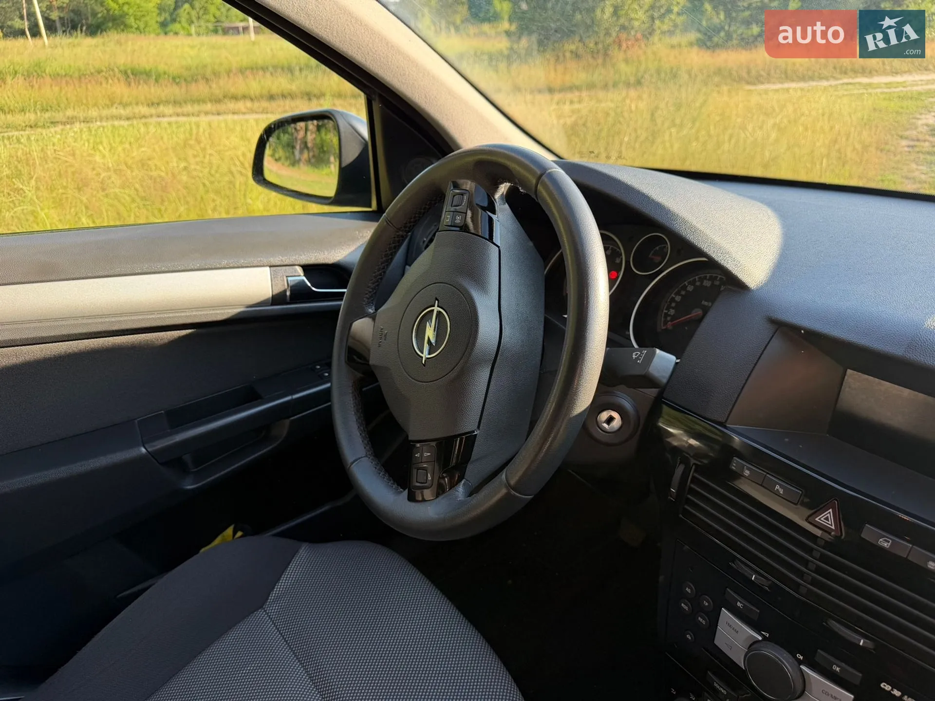 2010 Opel Astra - мініатюра 30