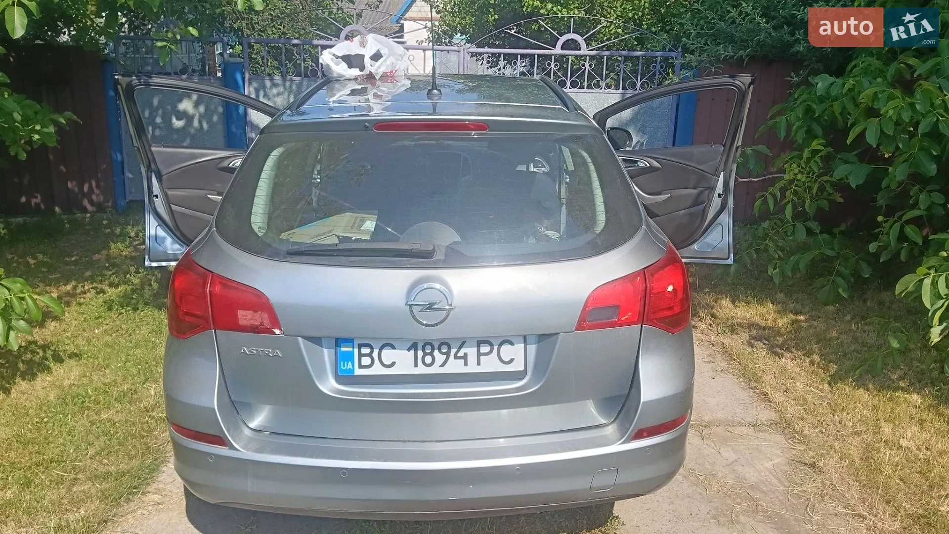 2010 Opel Astra - мініатюра 8