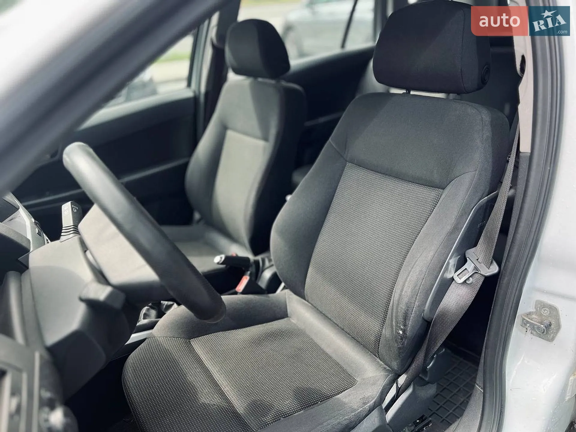 2010 Opel Astra - мініатюра 15