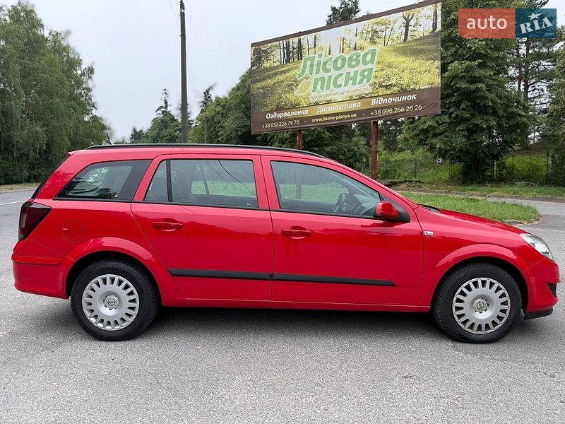 Универсал Opel Astra 2009 в Трускавце