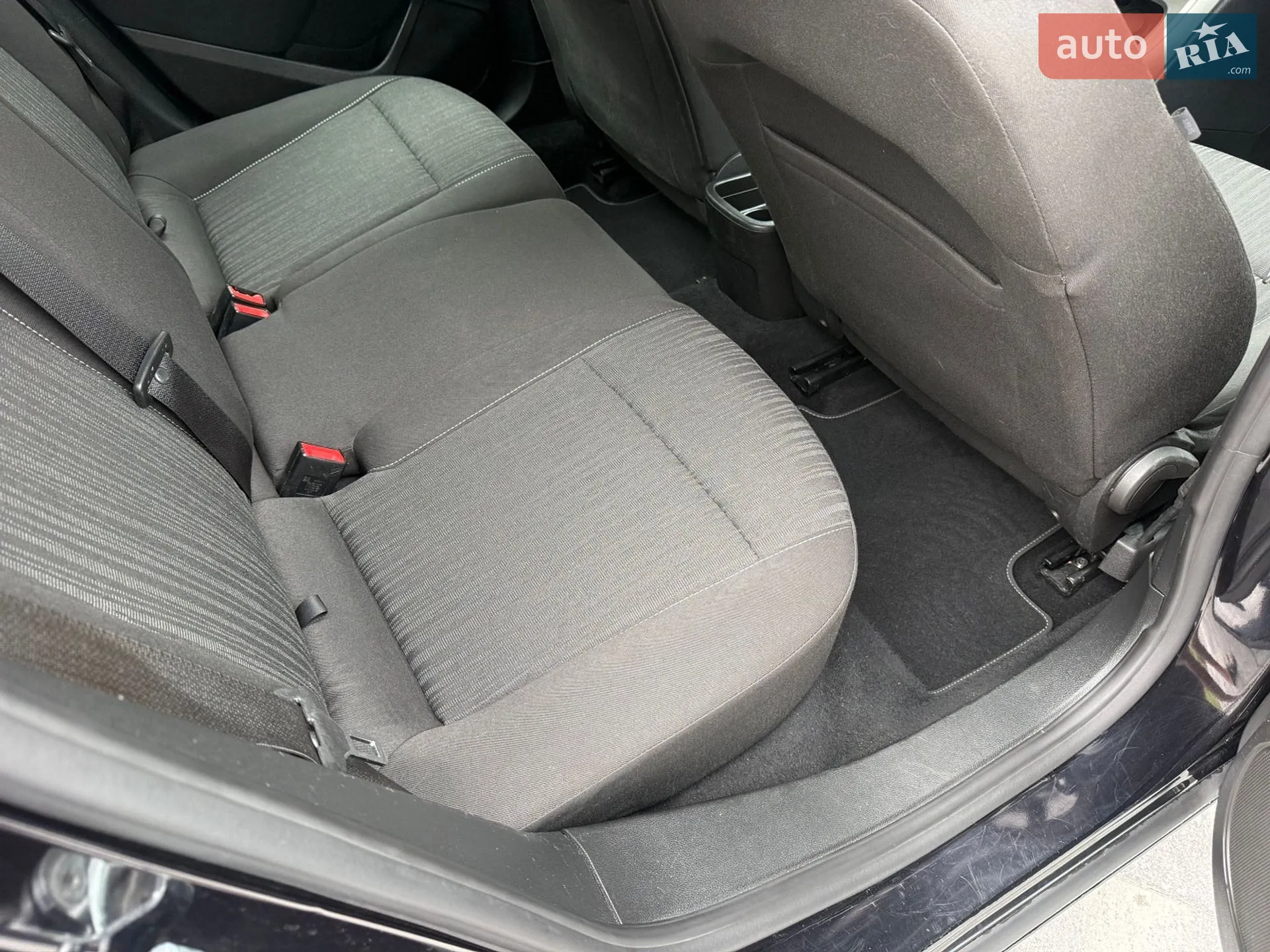 2011 Opel Astra - мініатюра 22