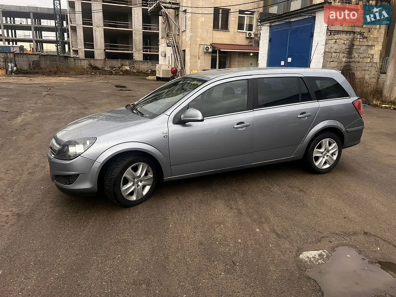 2010 Volkswagen Transporter - мініатюра 45