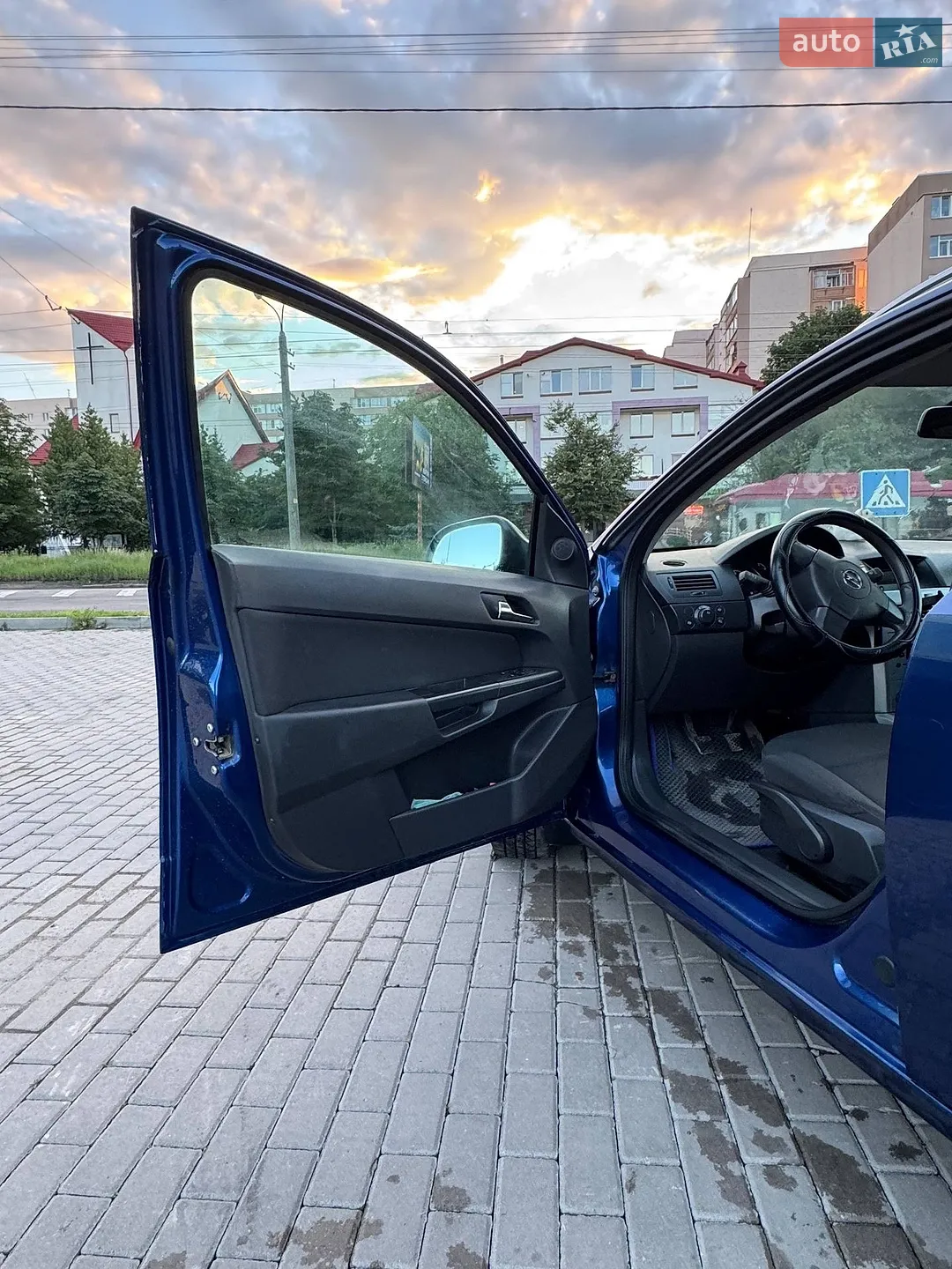 2010 Opel Astra - мініатюра 9