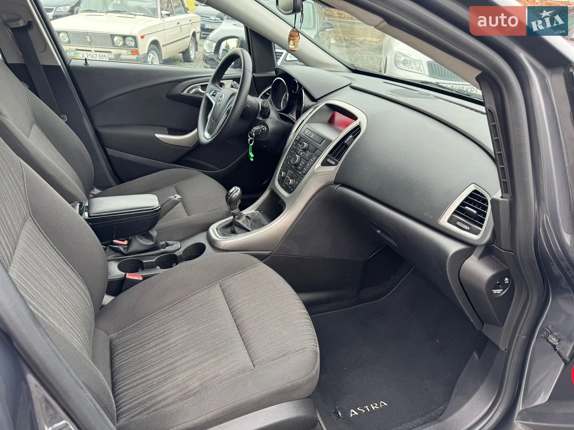 2010 Opel Astra - мініатюра 15