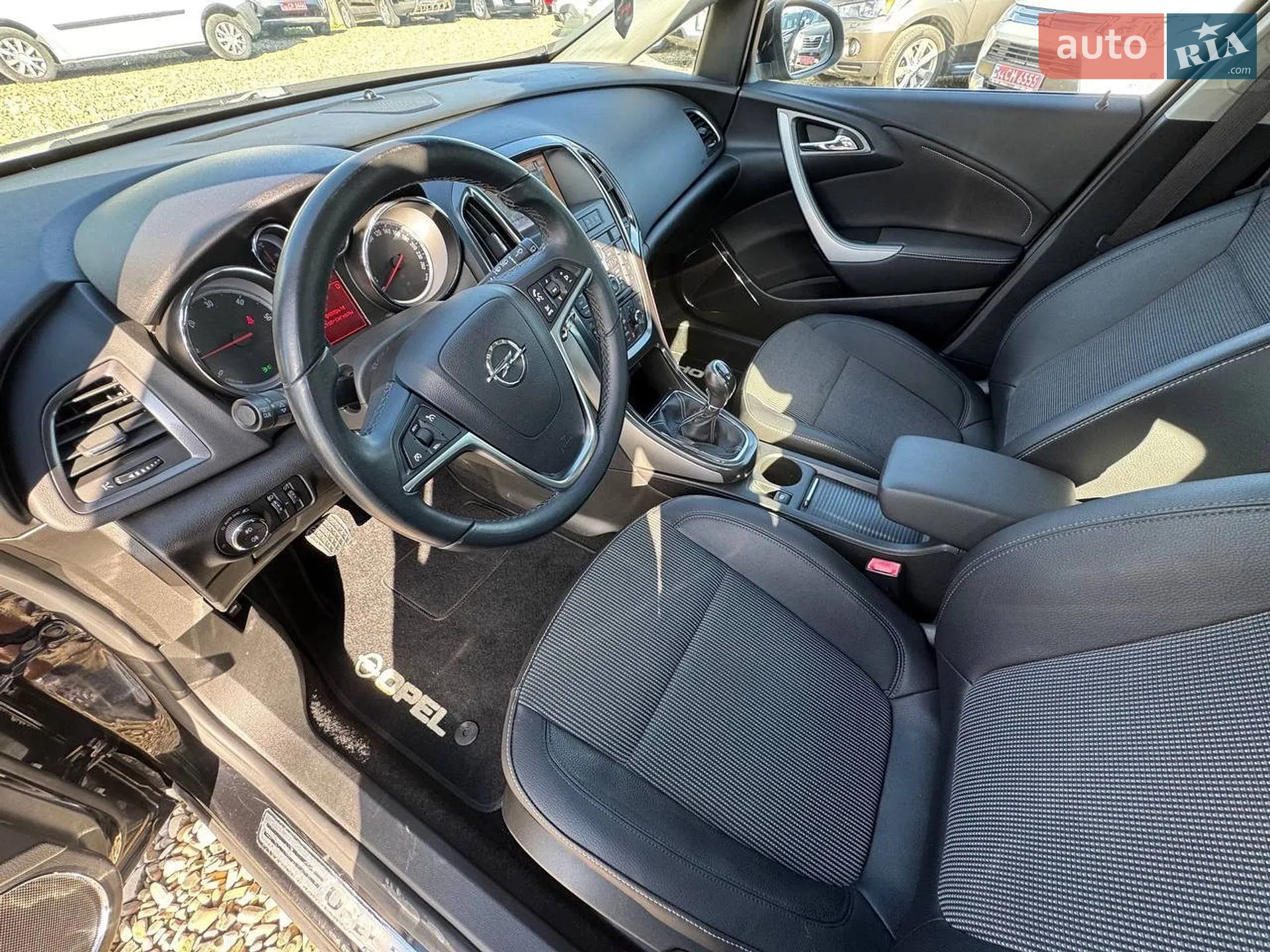 2010 Opel Astra - мініатюра 29