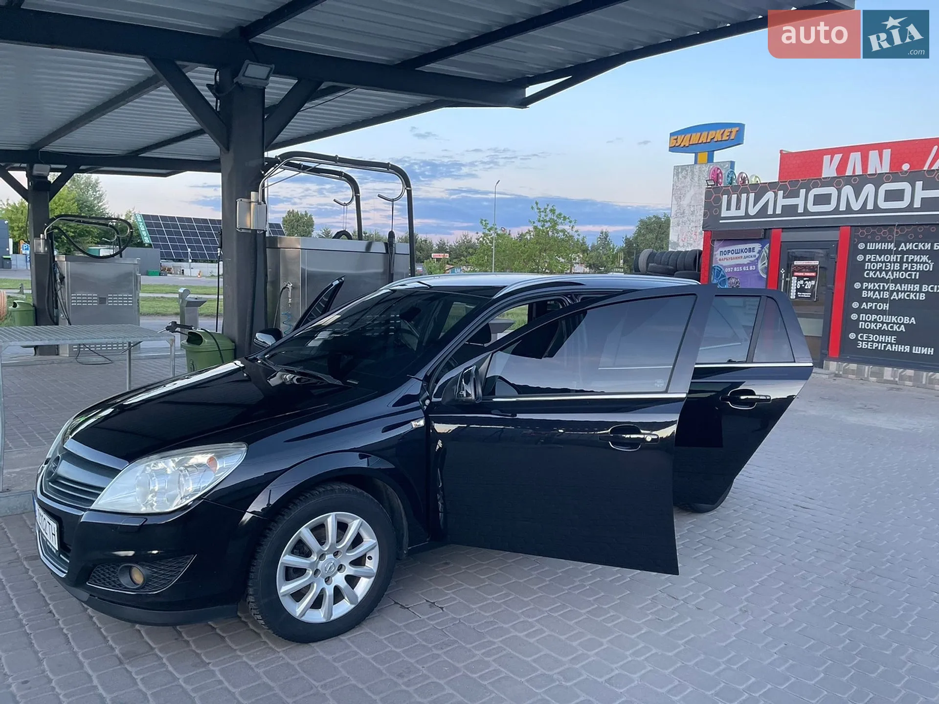 2010 Opel Astra - мініатюра 2