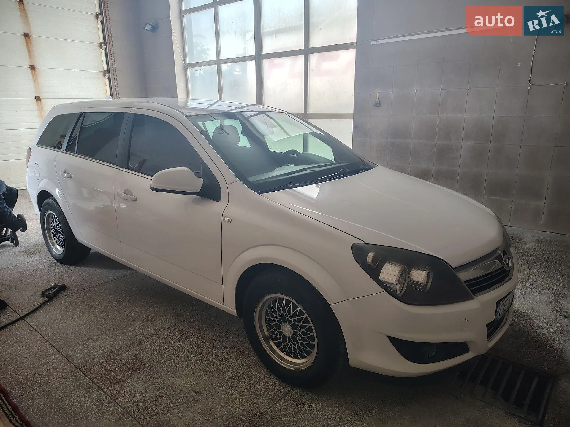 2010 Opel Astra - мініатюра 6