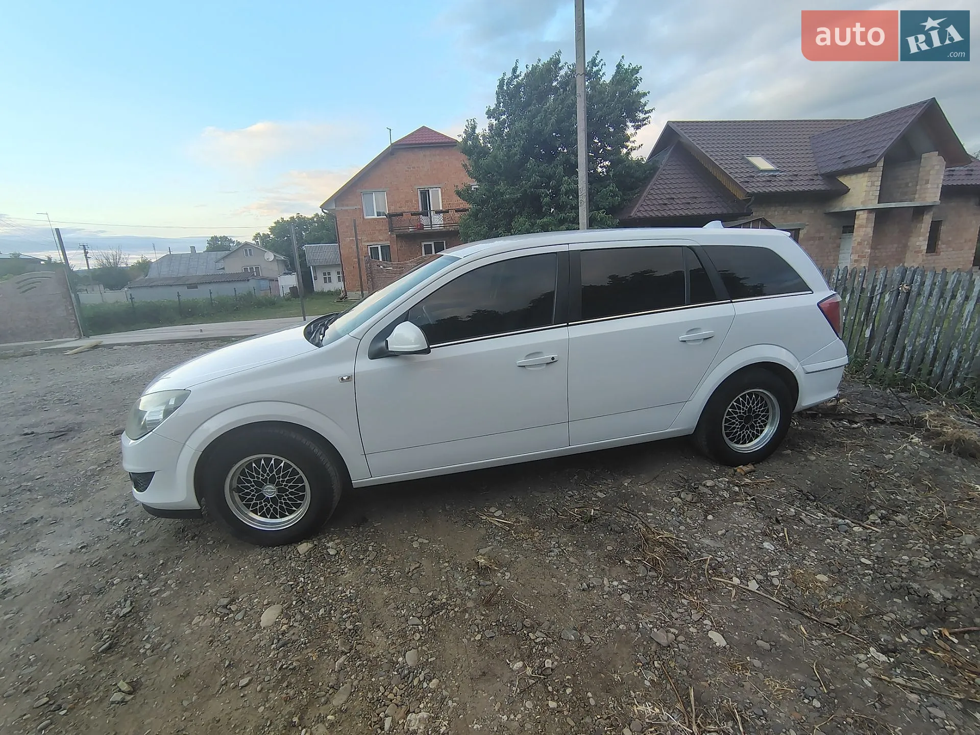 2010 Opel Astra - мініатюра 11