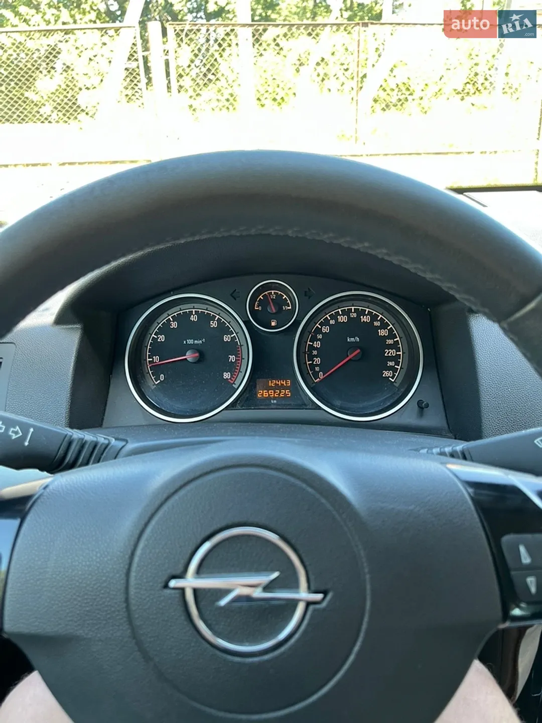 2010 Opel Astra - мініатюра 18