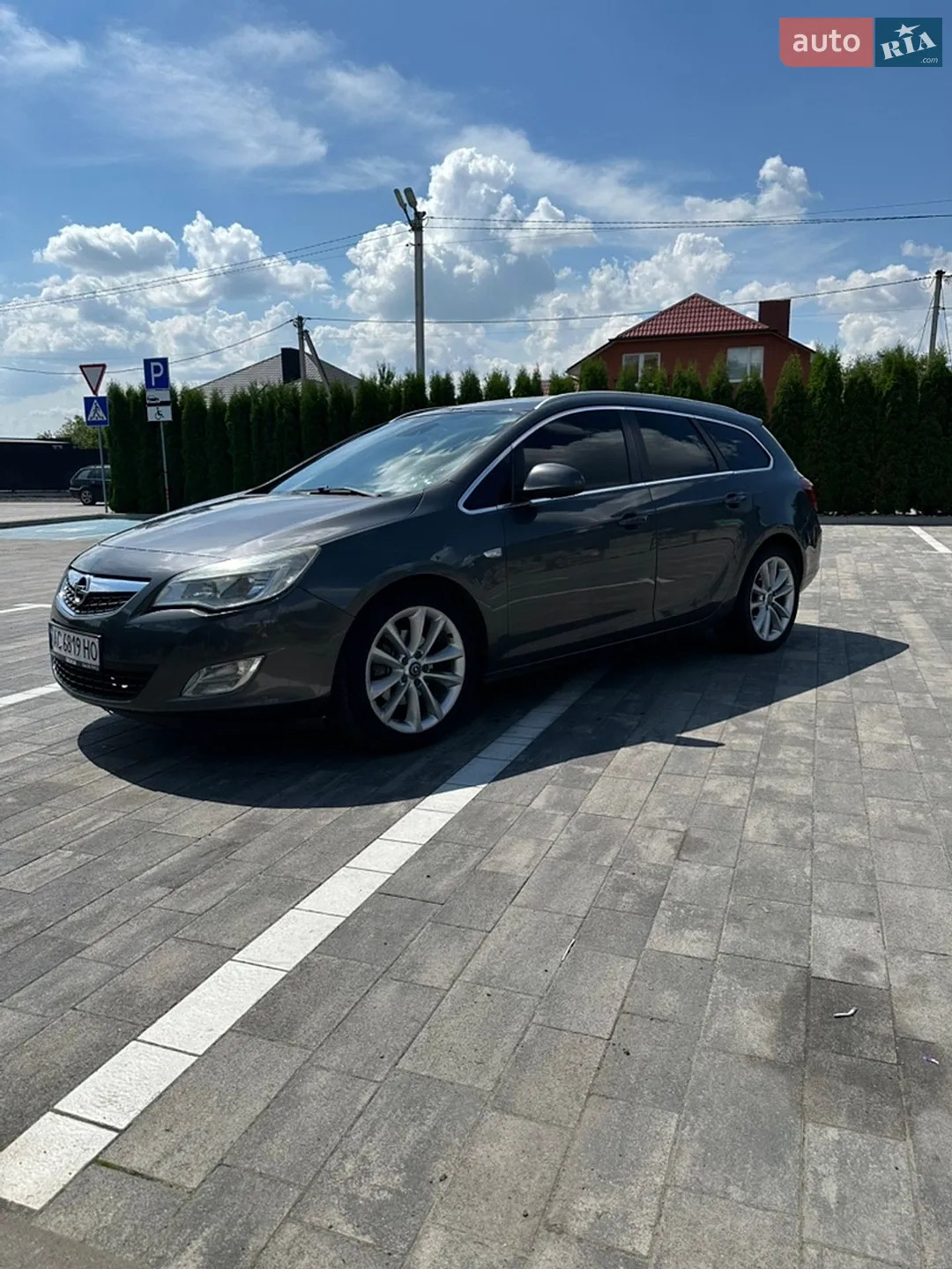 2011 Opel Astra - мініатюра 2