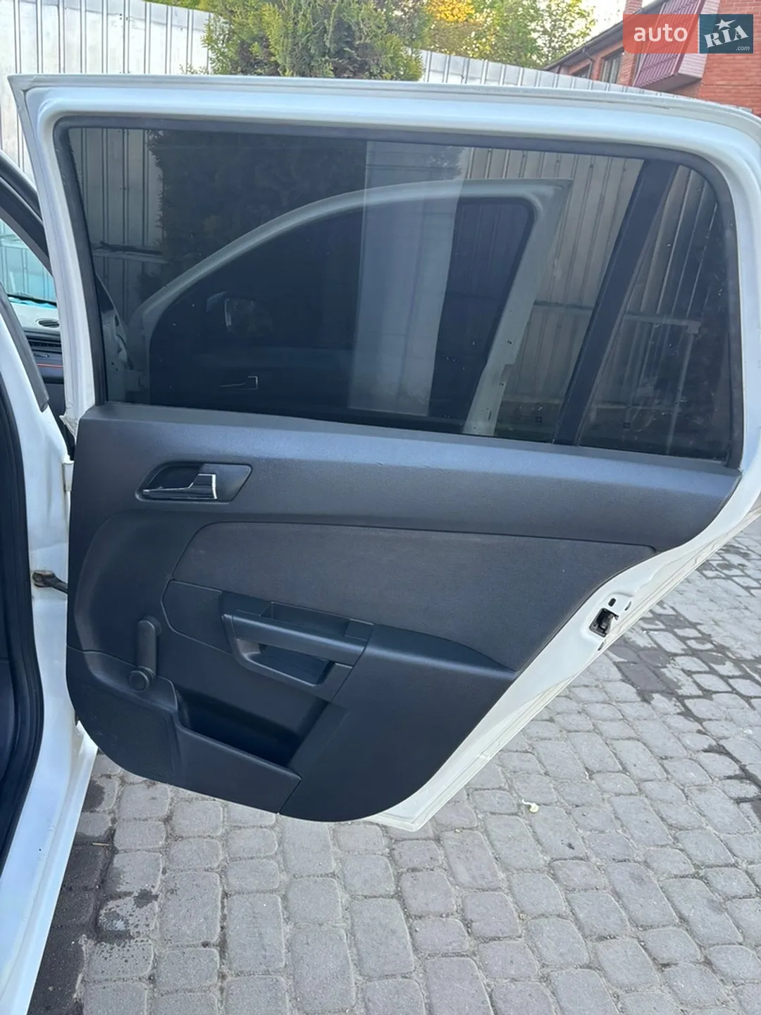 2010 Opel Astra - мініатюра 3