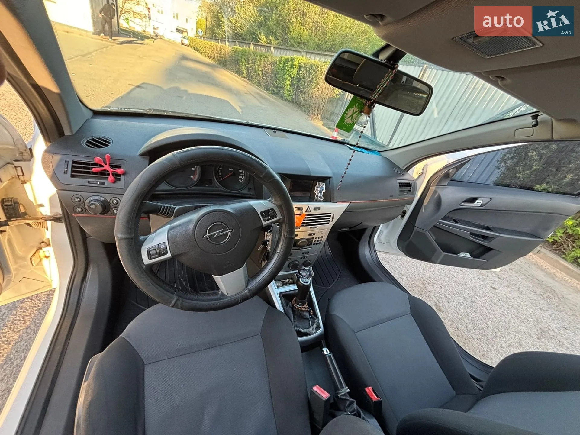 2010 Opel Astra - мініатюра 29