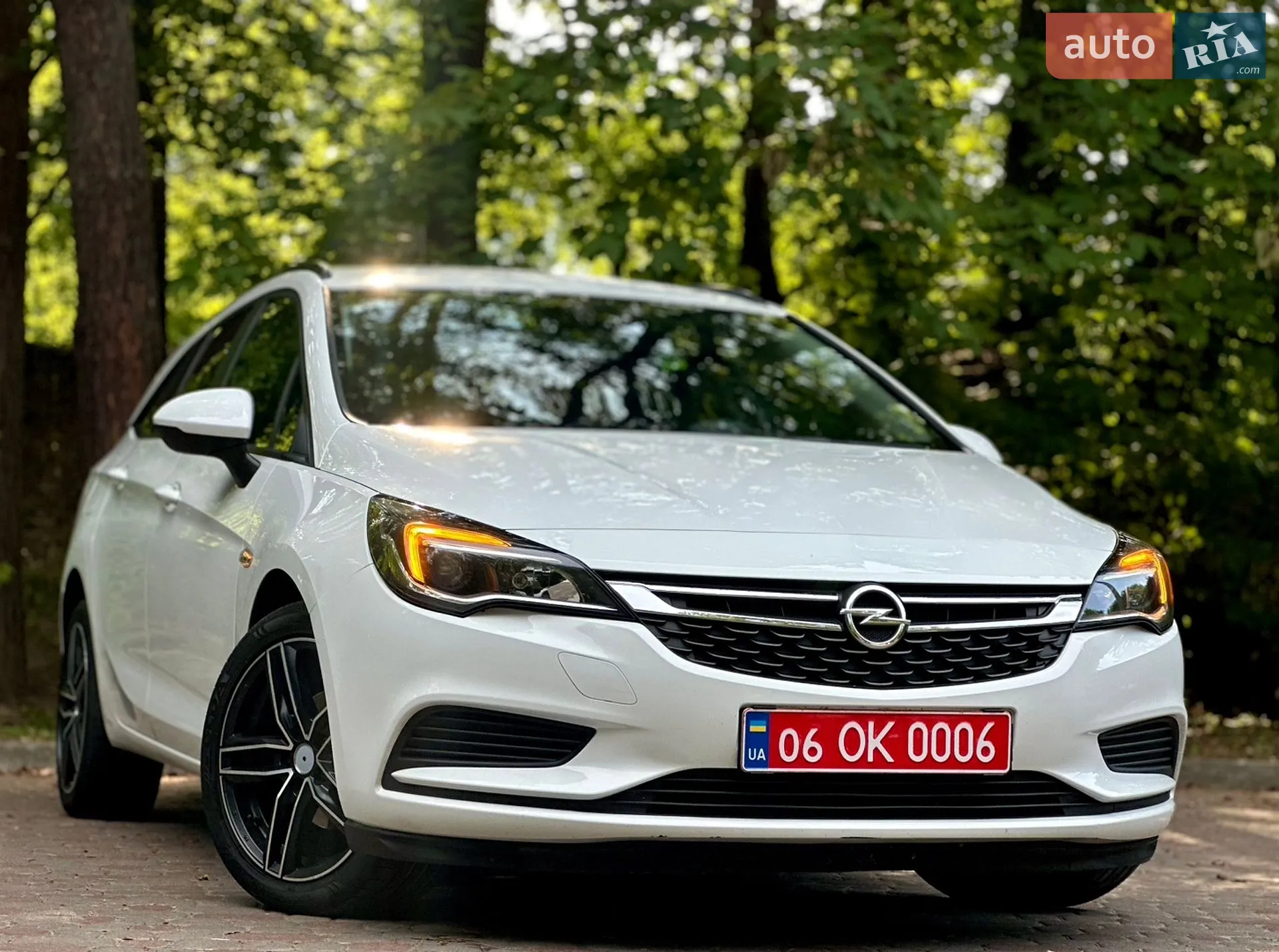 2017 Opel Astra - мініатюра 2