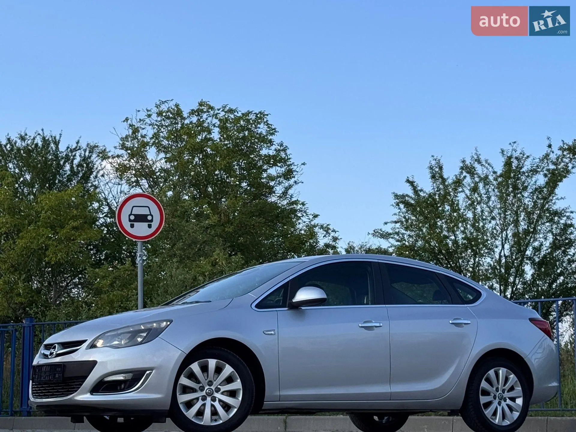 2013 Opel Astra - мініатюра 6