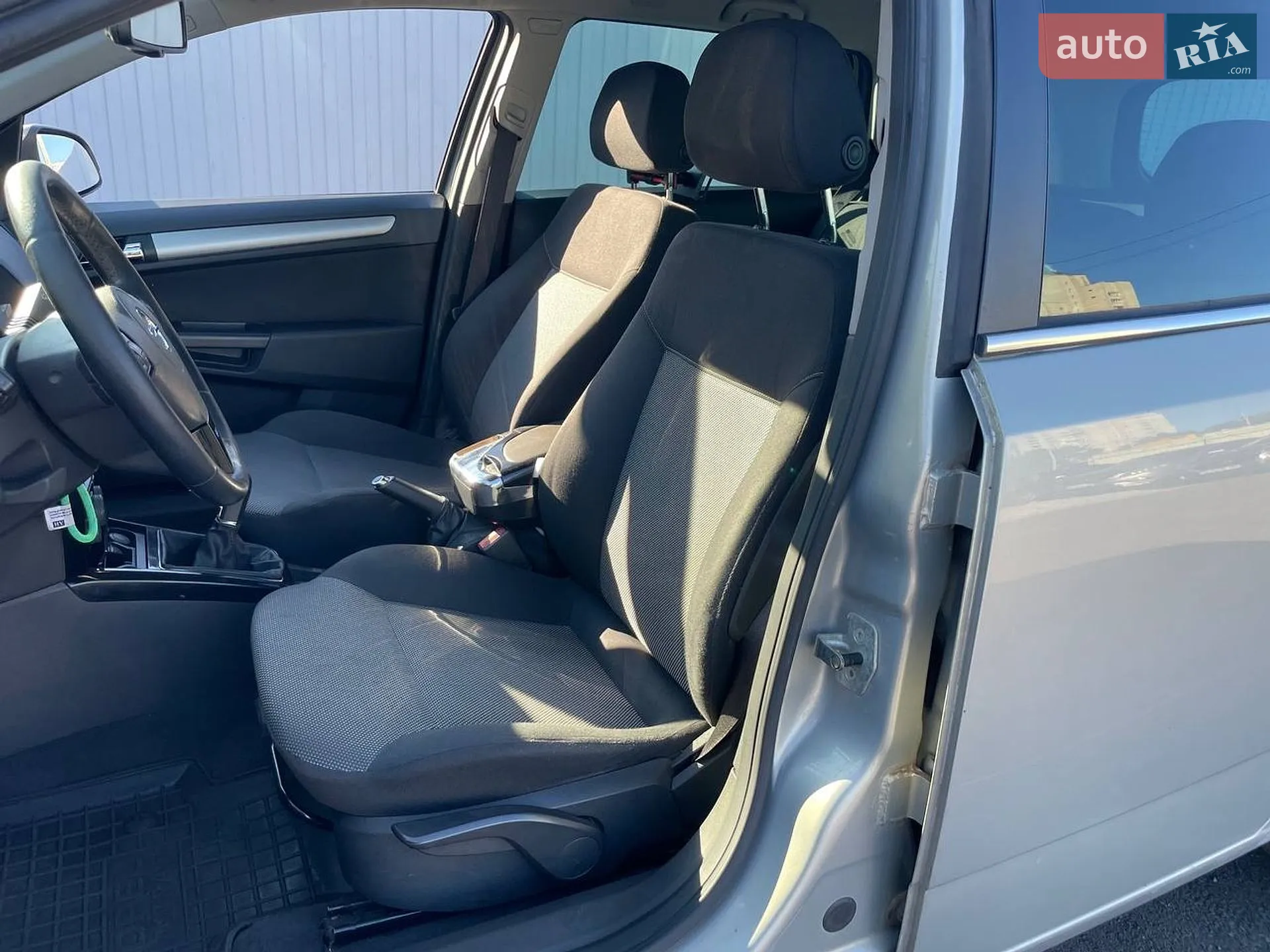 2010 Opel Astra - мініатюра 9