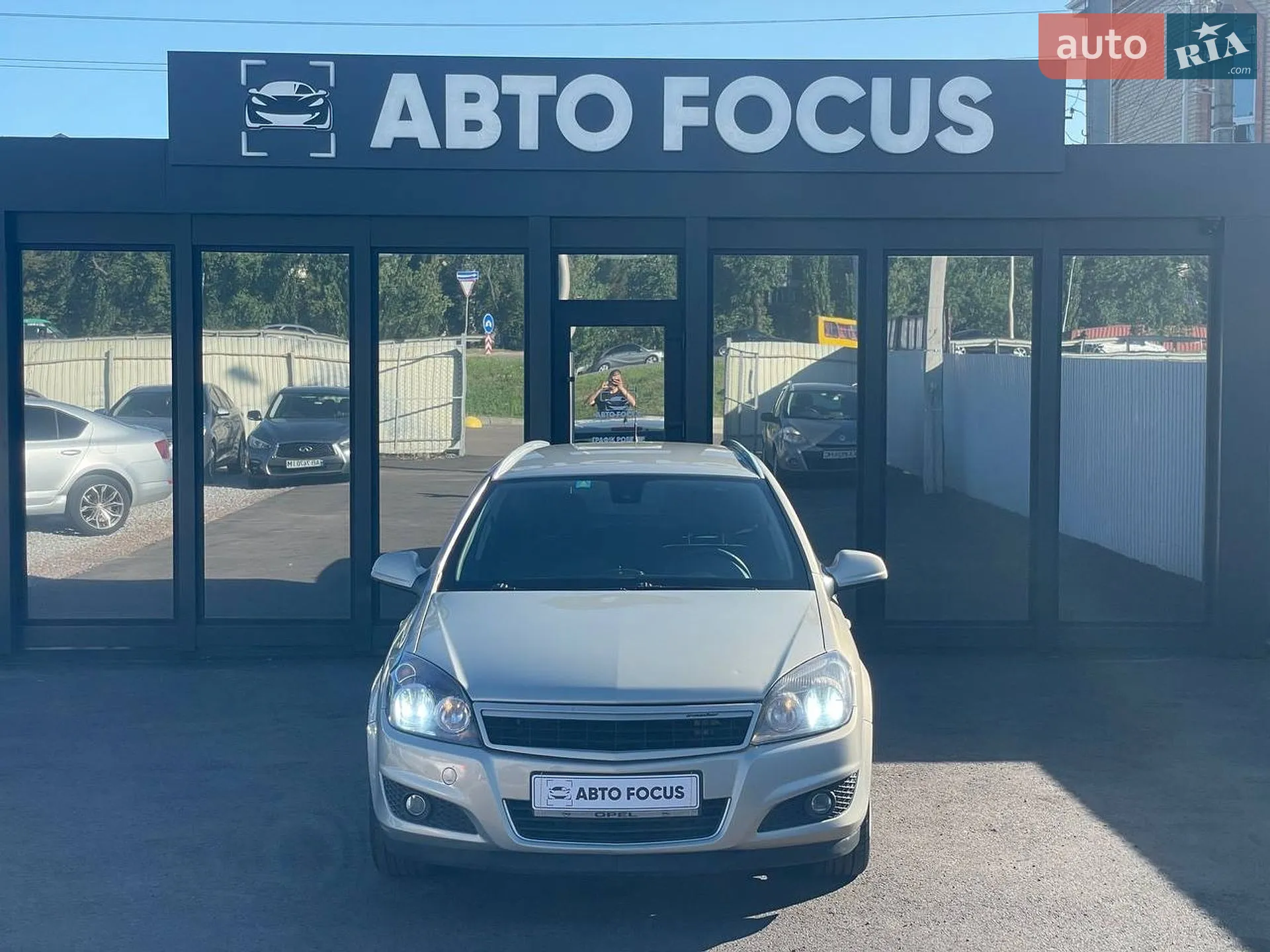 2010 Opel Astra - мініатюра 3