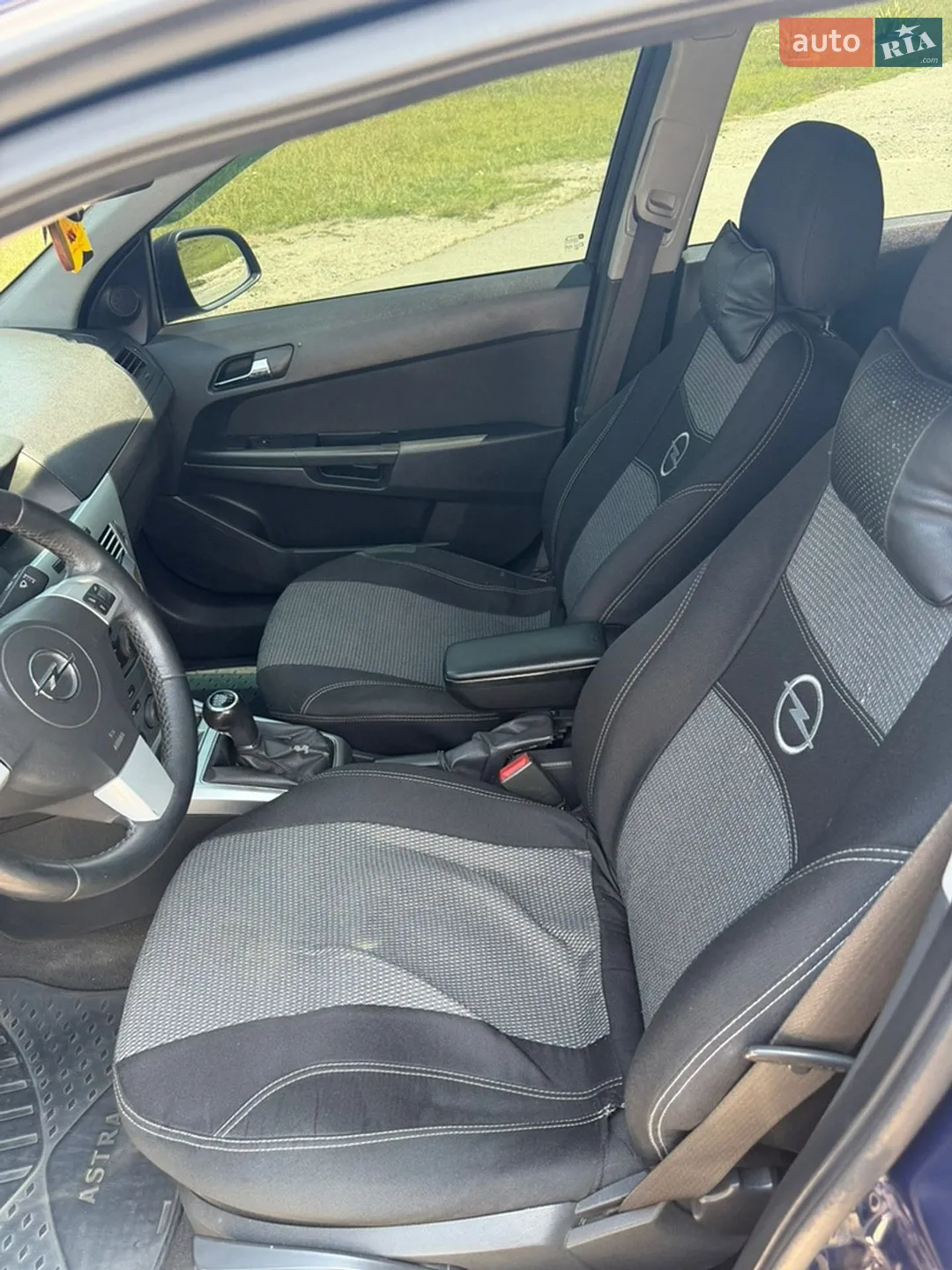 2010 Opel Astra - мініатюра 11
