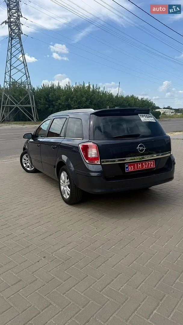 2010 Opel Astra - мініатюра 10