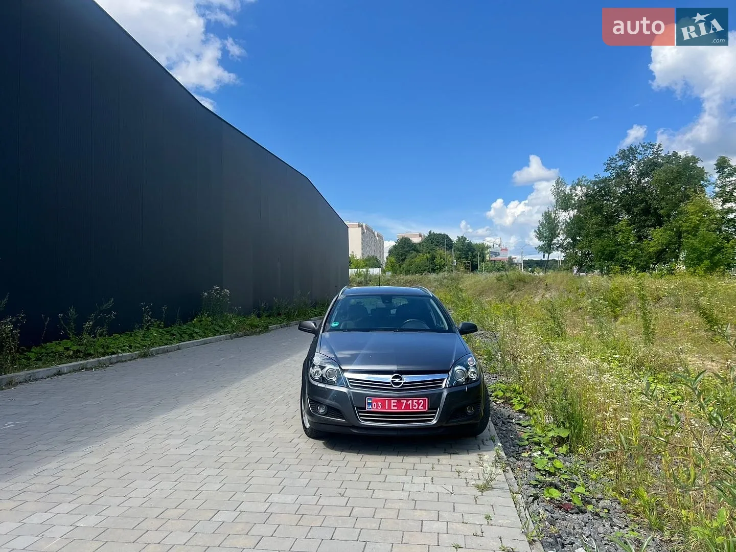 2010 Opel Astra - мініатюра 16