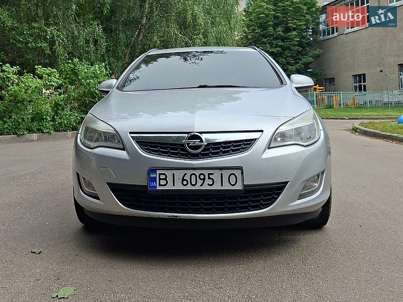 Універсал Opel Astra 2010 в Полтаві фото 2 Універсал Opel Astra 2010 в Полтаві