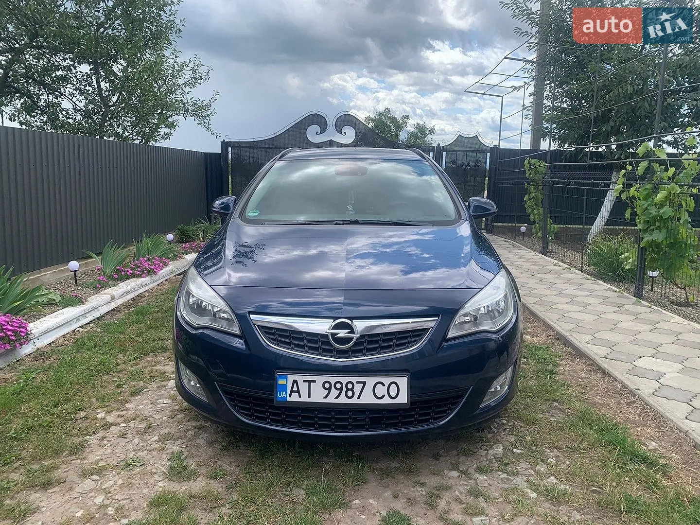 2011 Opel Astra - мініатюра 10