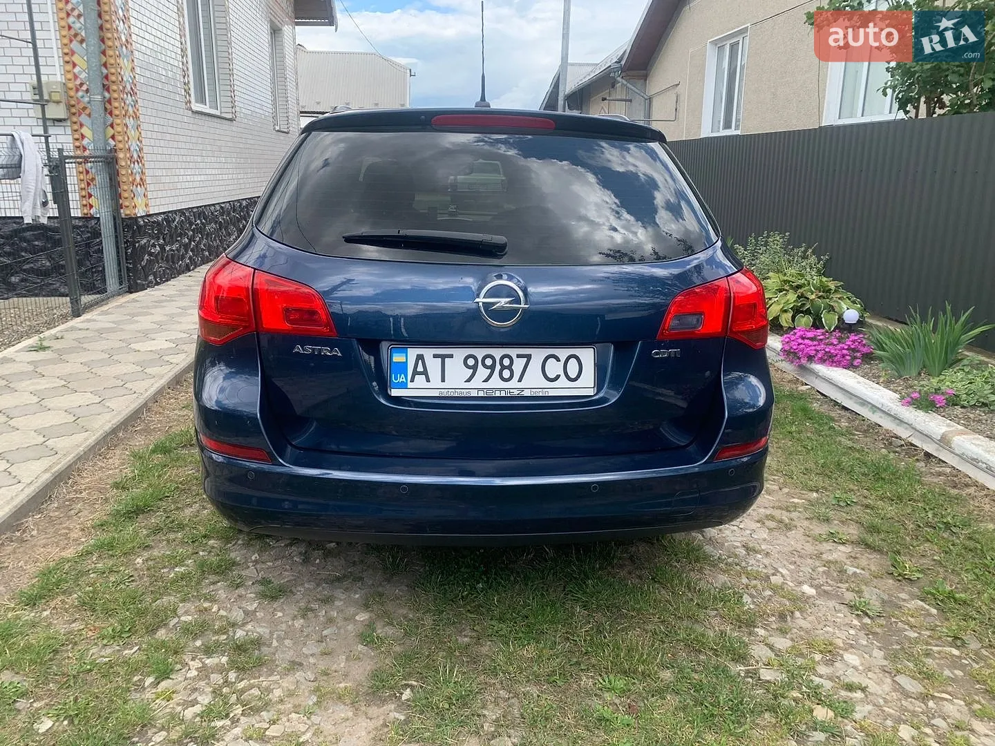 2011 Opel Astra - мініатюра 9