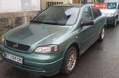Седан Opel Astra 2005 в Летичеве