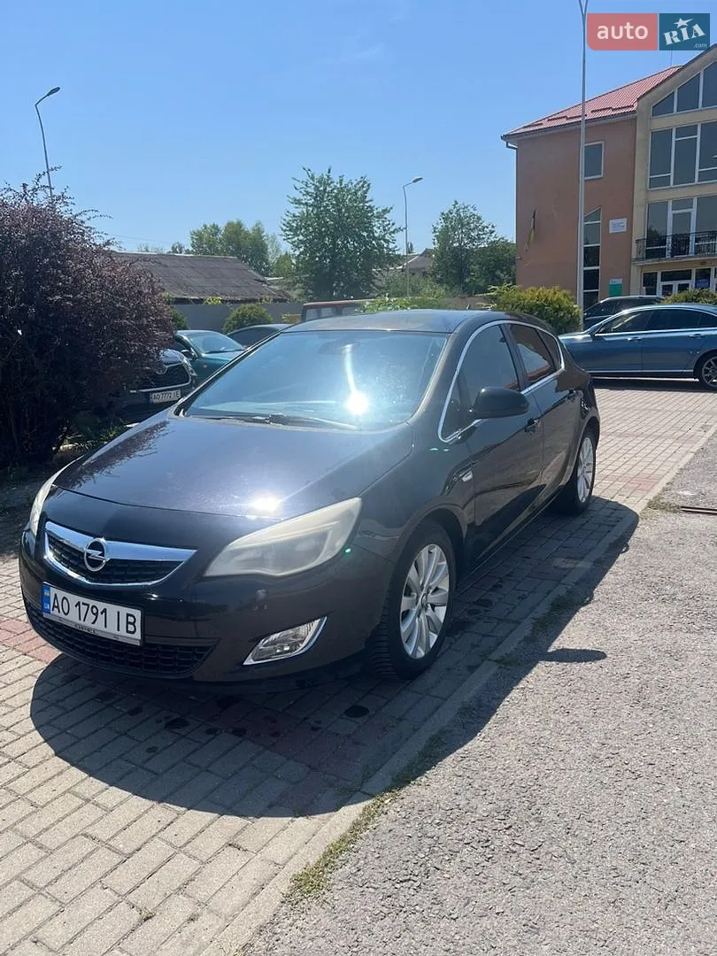 2010 Opel Astra - мініатюра 2