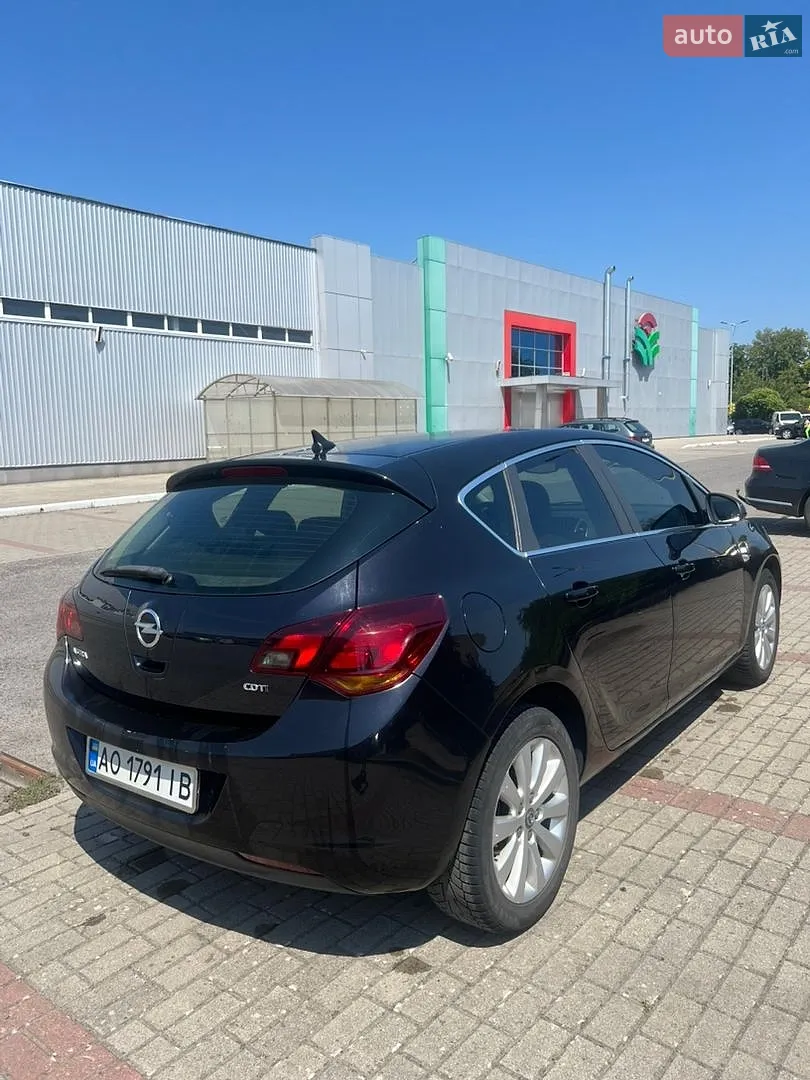 2010 Opel Astra - мініатюра 4