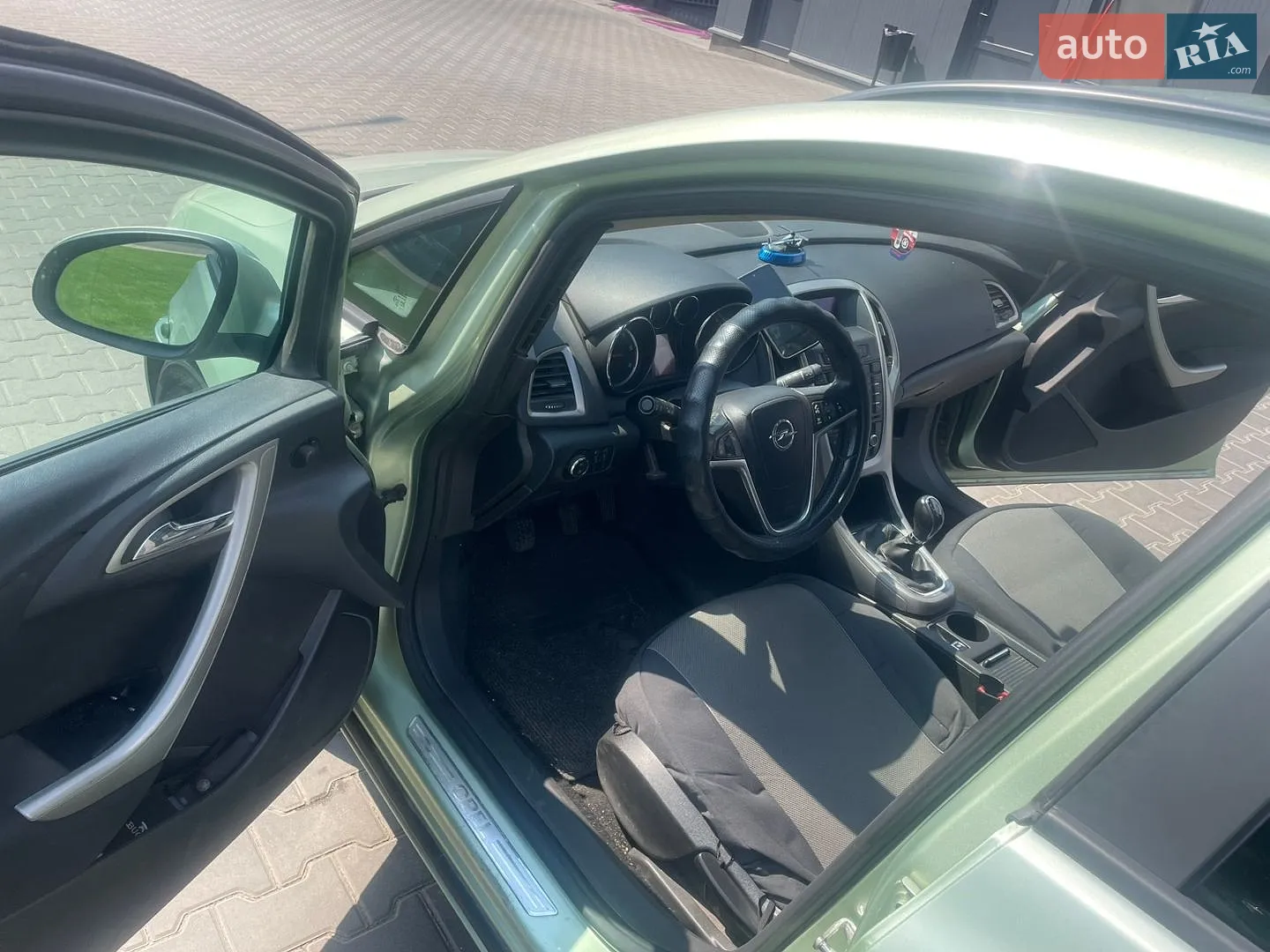 2011 Opel Astra - мініатюра 9