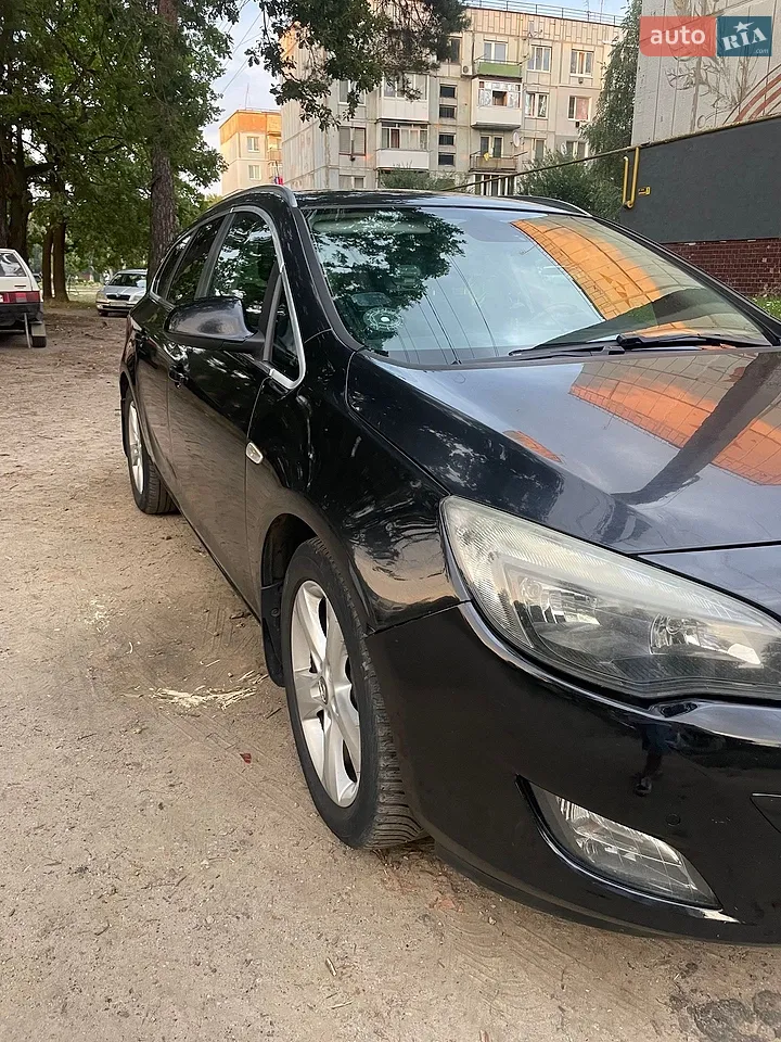 2010 Opel Astra - мініатюра 10