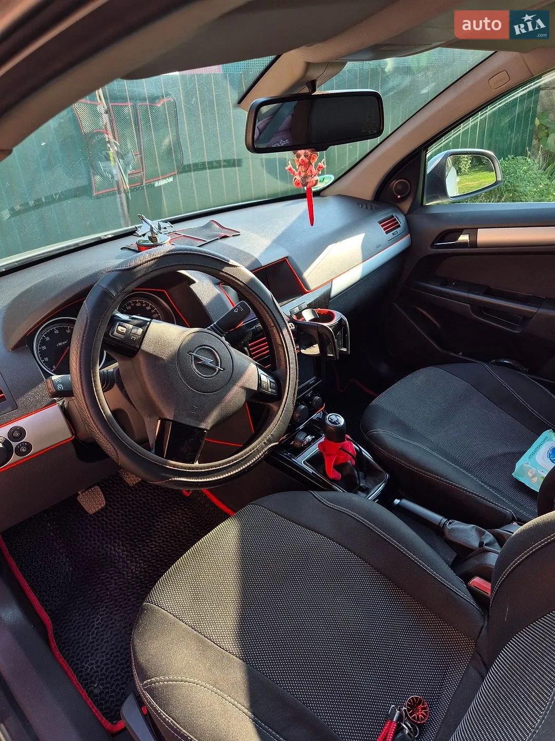 2010 Opel Astra - мініатюра 6