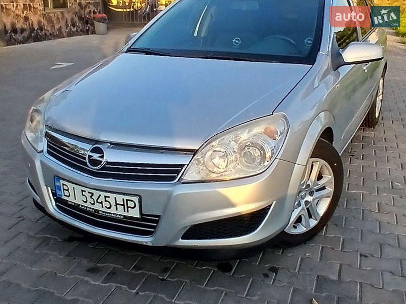Універсал Opel Astra 2009 в Світловодську