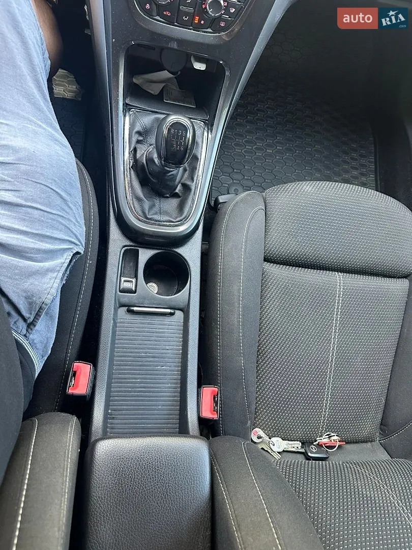 2013 Opel Astra - мініатюра 16