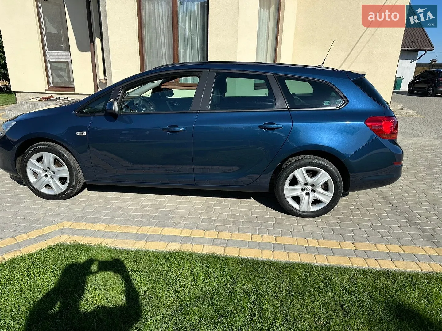2011 Opel Astra - мініатюра 9