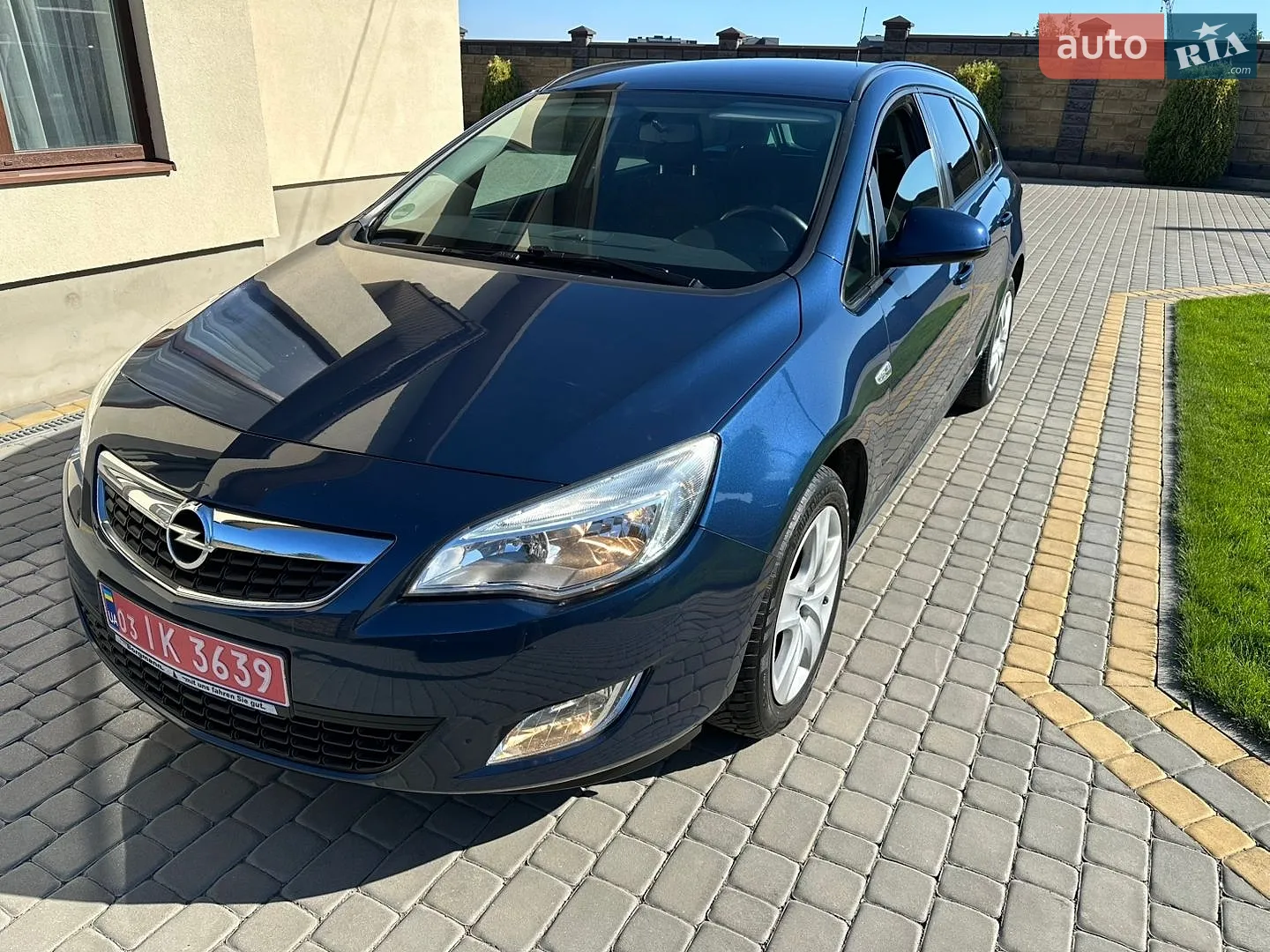 2011 Opel Astra - мініатюра 3