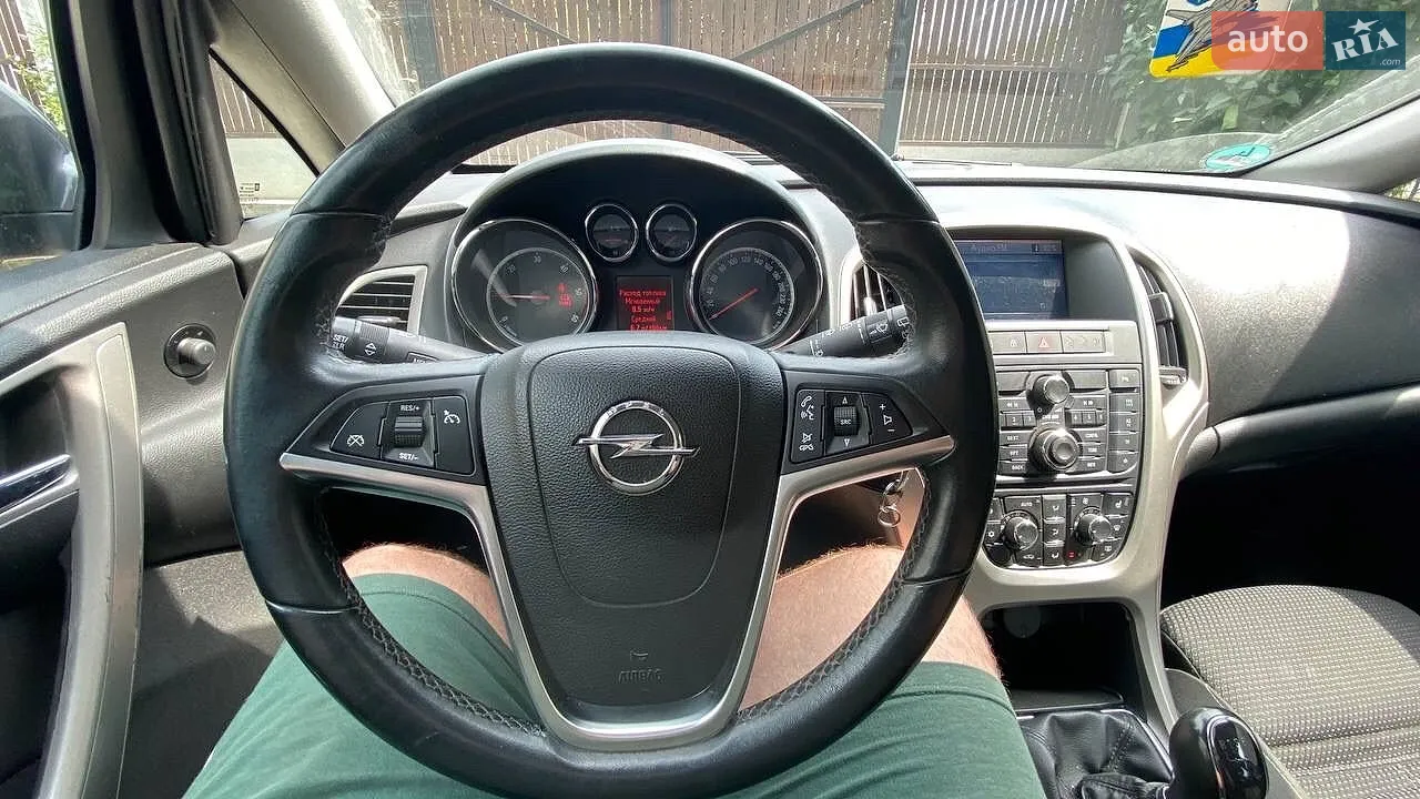 2011 Opel Astra - мініатюра 11