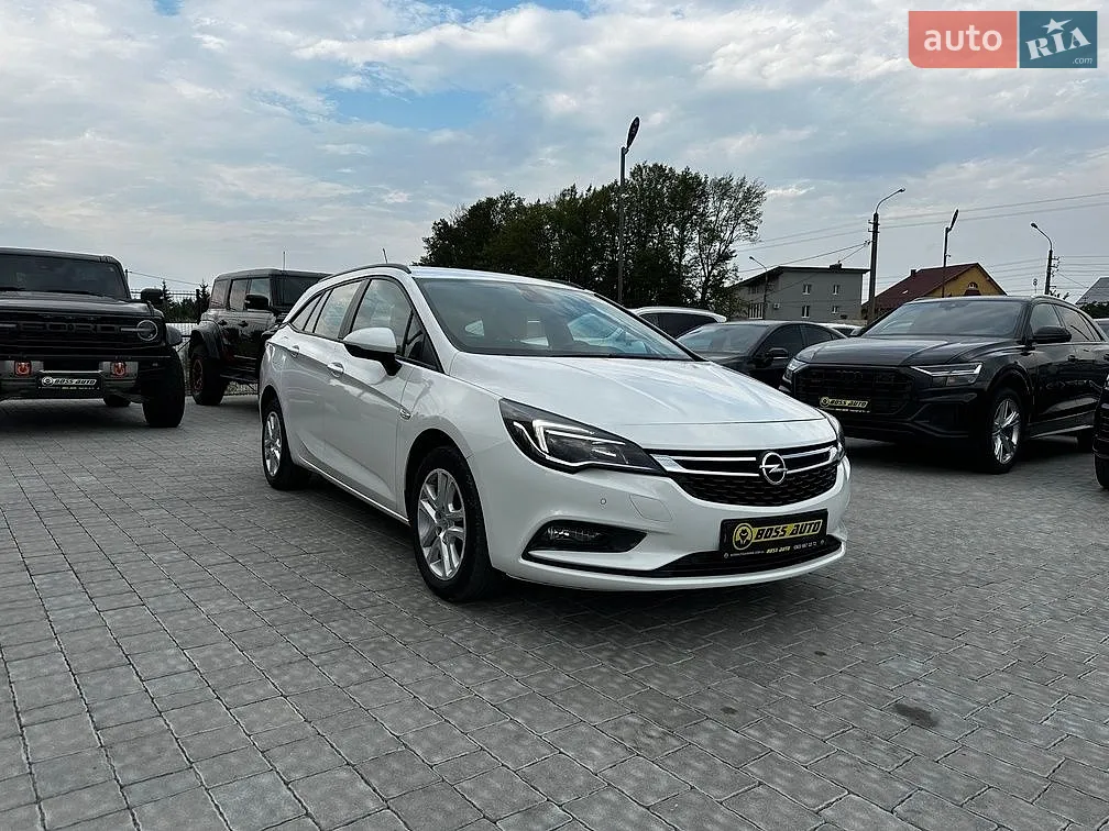 2019 Opel Astra - фото 1