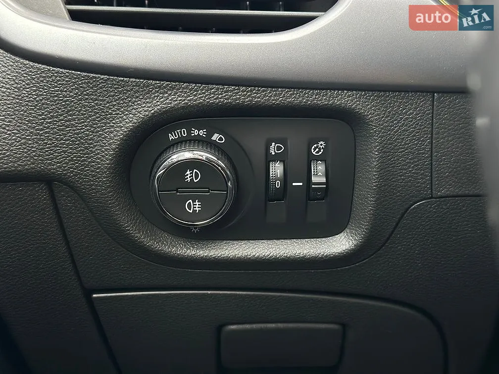 2019 Opel Astra - мініатюра 12