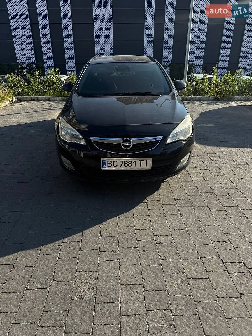 2011 Opel Astra - мініатюра 2