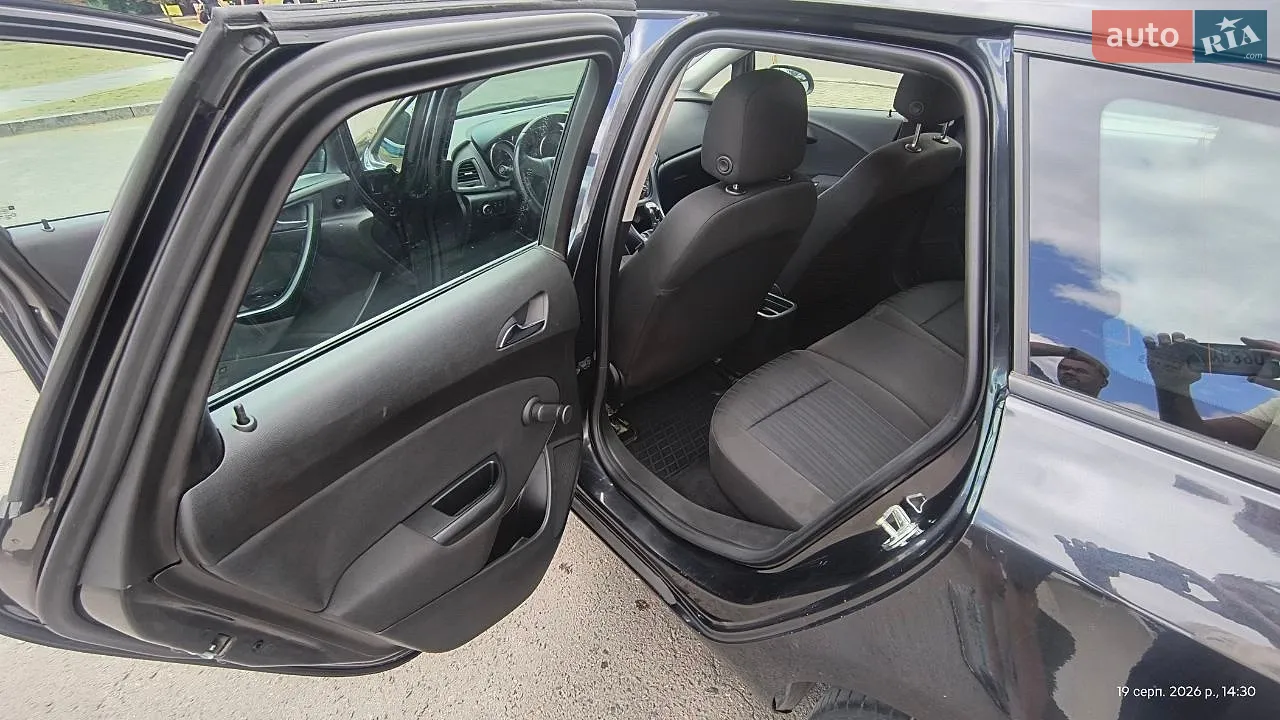 2012 Opel Astra - мініатюра 8