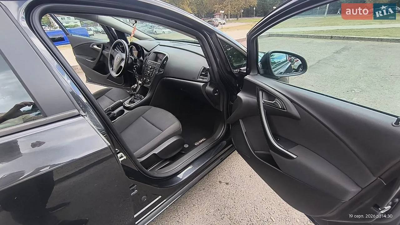 2012 Opel Astra - мініатюра 11